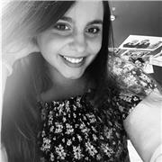 Sono una ragazza molto paziente e affidabile, sempre pronta ad aiutare. Trascrivo anche file audio o creo schemi di ogni materia.